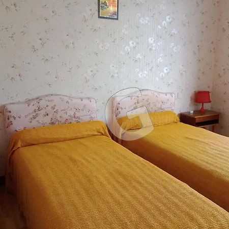 Maison 6 Pers A 900m De La Avec Terrasses Et Parking, Animaux Acceptes - Fr-1-194-414 펜션 *