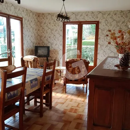 펜션 Maison 6 Pers A 900m De La Avec Terrasses Et Parking, Animaux Acceptes - Fr-1-194-414