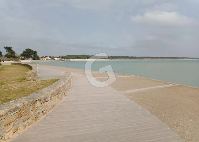 Maison 6 Pers A 900m De La Avec Terrasses Et Parking, Animaux Acceptes - Fr-1-194-414 * 雅尔河畔圣万康