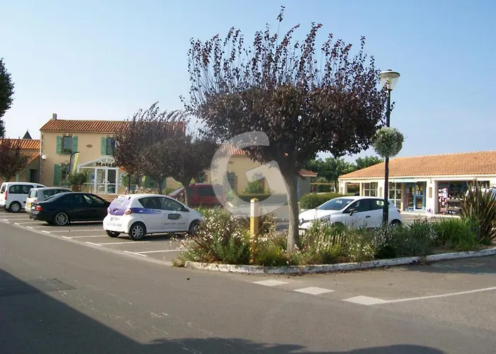 Maison 6 Pers A 900m De La Avec Terrasses Et Parking, Animaux Acceptes - Fr-1-194-414 度假居 雅尔河畔圣万康