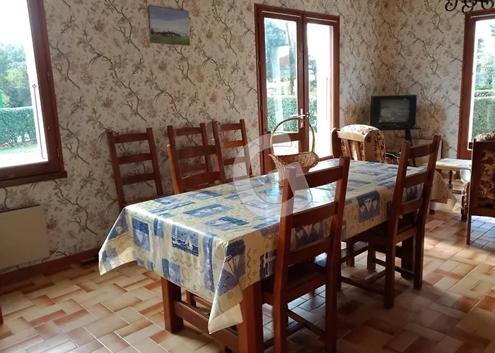 Maison 6 Pers A 900m De La Avec Terrasses Et Parking, Animaux Acceptes - Fr-1-194-414 雅尔河畔圣万康